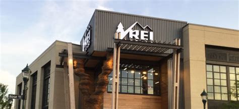 Today the REI community has 19 million lifetime members, over 13,000 employees and 165 locations in 39 states and the District of Columbia. . Rei near me